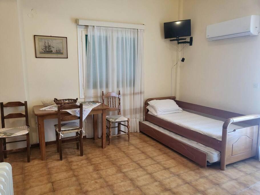 Maria Home Andros Town Exterior photo